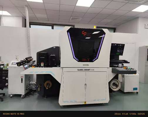 Цифровая УФ-печатная машина для этикеток шириной 216 мм с разрешением 1200*600 dpi и скоростью печати от 10 м/мин до 75 м/мин