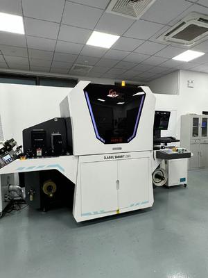 Система цифрового струйного печати Ecoo с максимальной шириной 216 мм. Скорость печати 50 м/мин и разрешение 600x1200 dpi