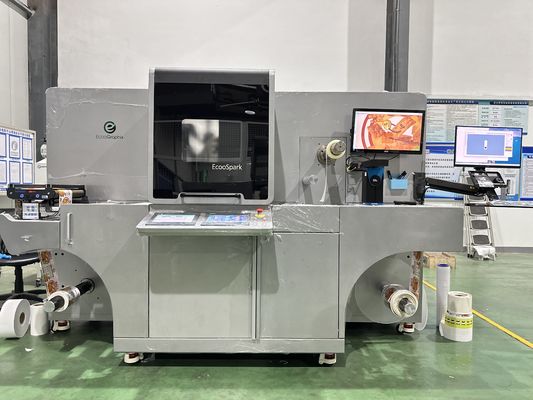 Машина для цифрового украшения этикеток с максимальной скоростью 60 м/мин, разрешением 360 * 360 дп и толщиной слоя лака 10-150 микро