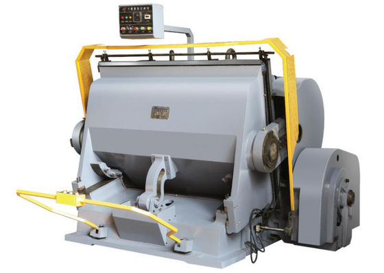 штемпелевать фольги 1040×720mm 5.5KW 22s/Min умирает автомат для резки
