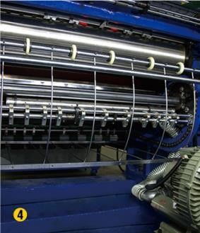 пятно 5500pcs/H 620mm автоматическое УЛЬТРАФИОЛЕТОВОЕ лакируя лакировочную машину