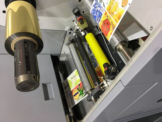 EcooGraphix DigiSpark Digital Label Printing Machine для создания уникальных визуальных эффектов