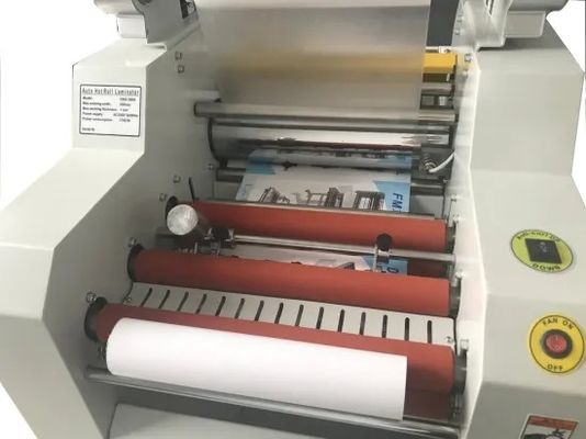 25um ламинатор фильма 340mm гидравлический одиночный бортовой для печатания лазера